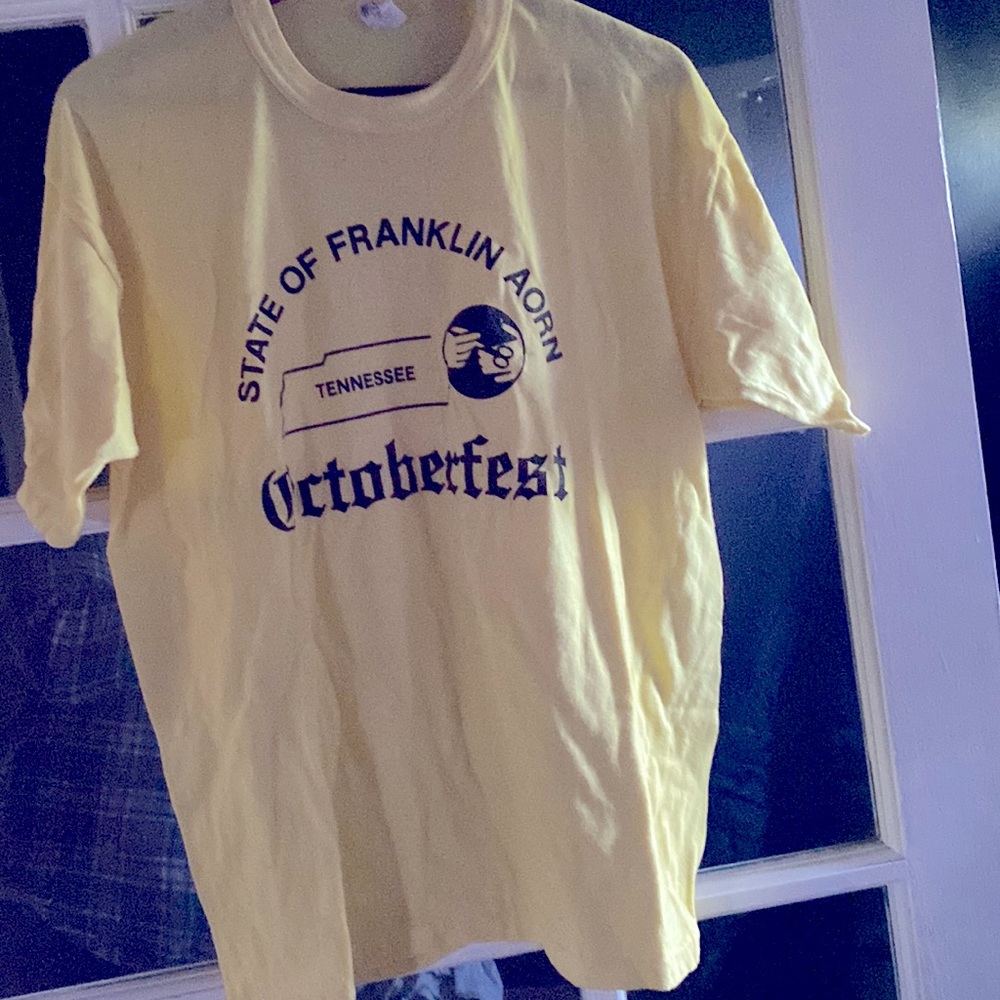 Truly Vintage Tees 2//$22 3//$27 4//$32 or 5//$30